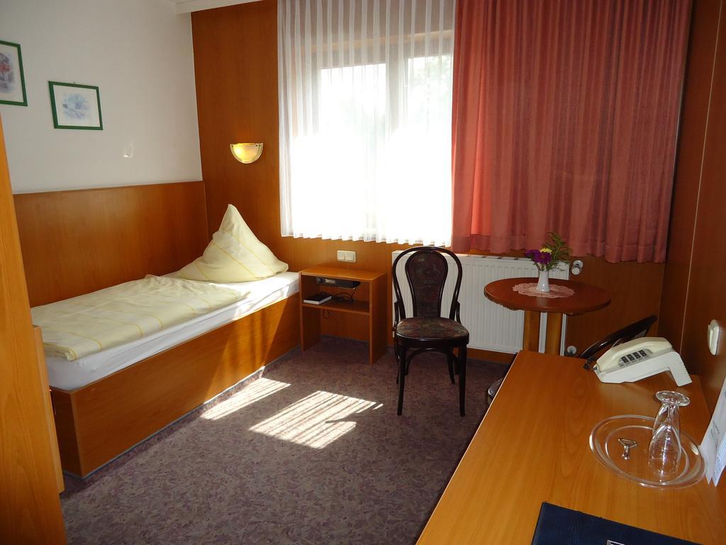 Hotel Müller Genthin Oda fotoğraf
